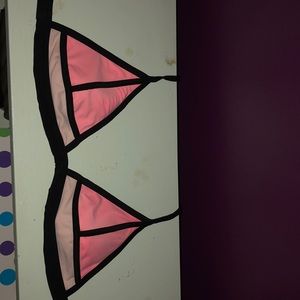 super cute bikini top adjustable tie straps